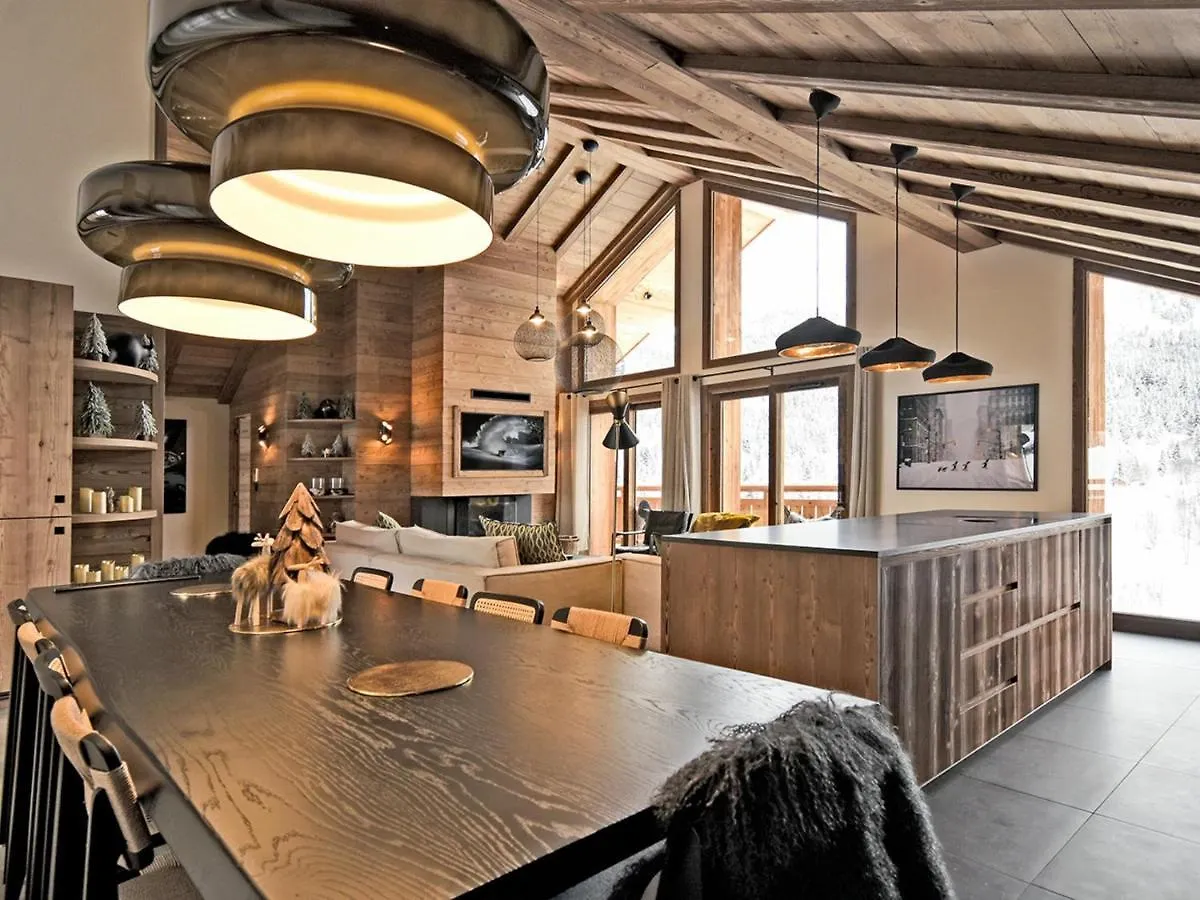 Penthouse Luxueux Avec 5 Chambres Et Conciergerie 5* A Meribel - Fr-1-613-29 contacts