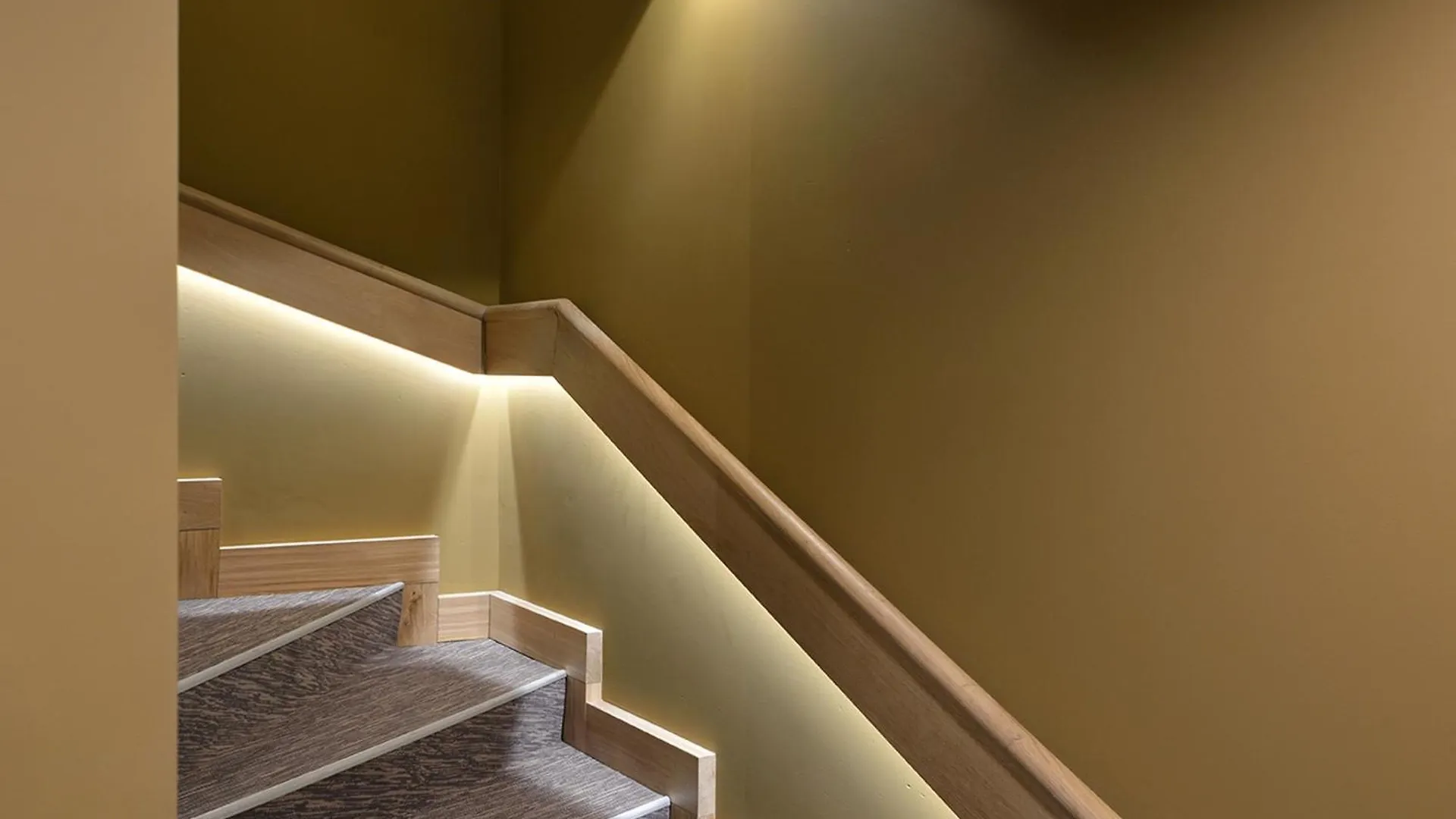 Penthouse Luxueux Avec 5 Chambres Et Conciergerie 5* A Meribel - Fr-1-613-29
