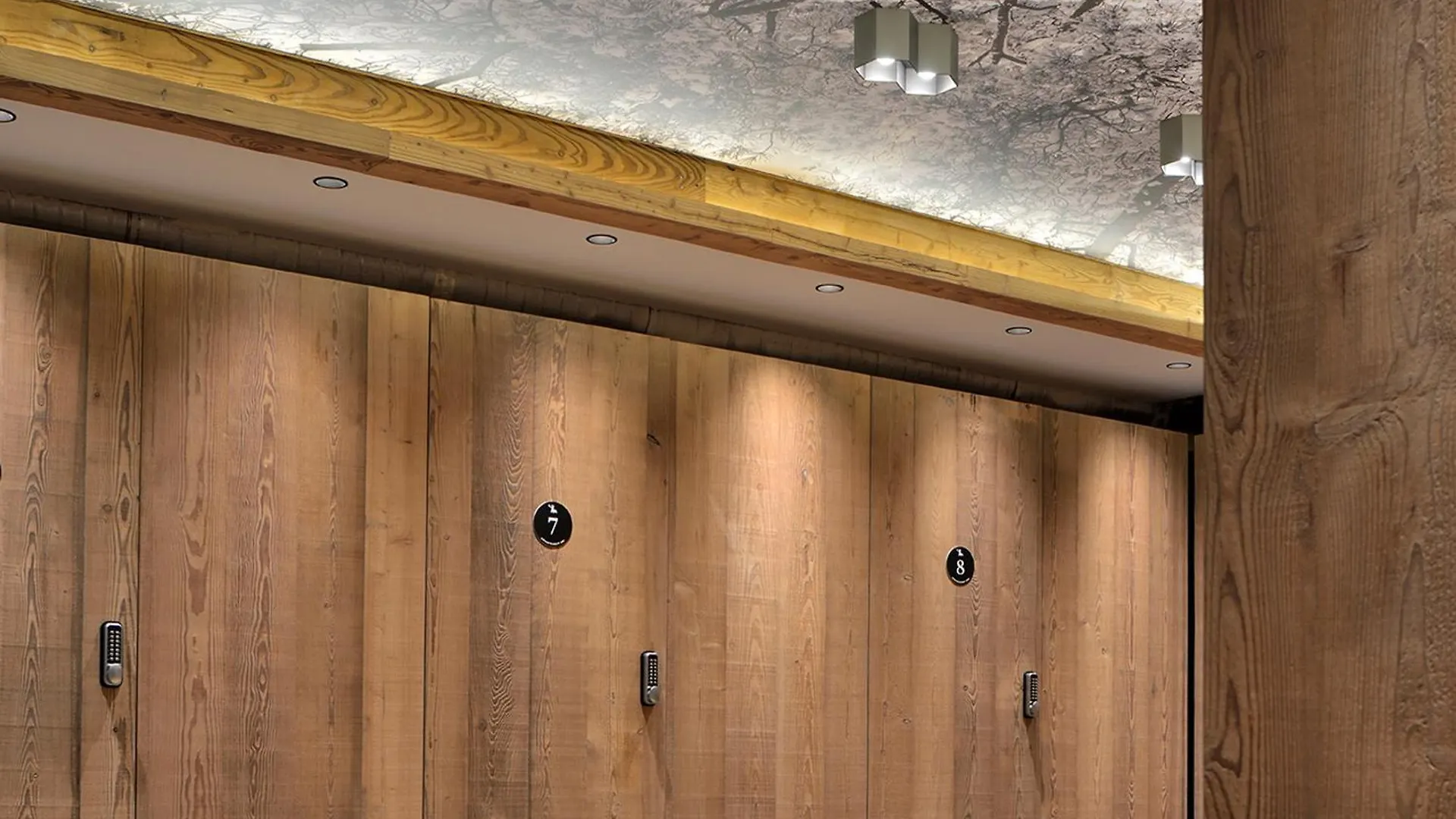 Penthouse Luxueux Avec 5 Chambres Et Conciergerie 5* A Meribel - Fr-1-613-29 0*,  France